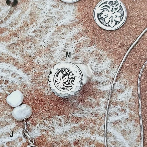 Vintage Silpada Hammered Sterling Silver Coin Leaf Ring - Picture 10 of 10